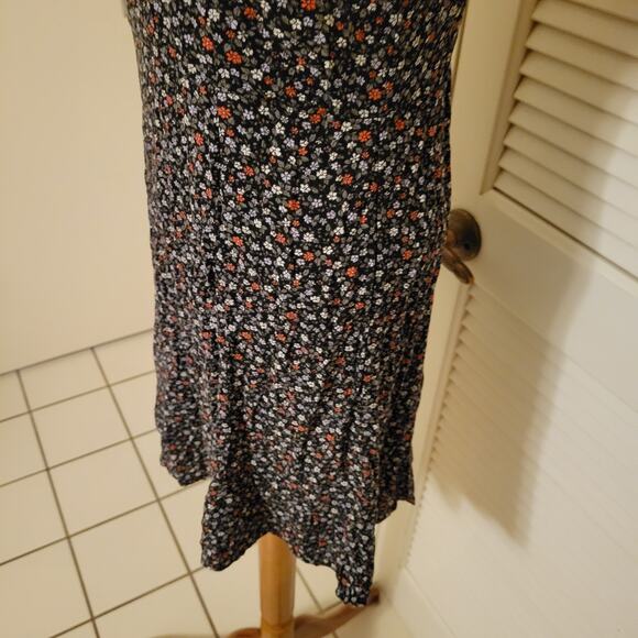Floral Tie Strap Sundress Aeropostale Black Fit-and-Flare Size Small - Picture 6 of 7